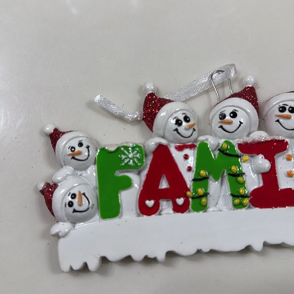 FAMILY of 7 People **** 🎄Personalized Christmas Ornament NEW🎄 - Picture 2 of 3